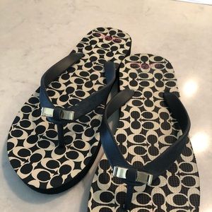 Coach flip flops size 9-10